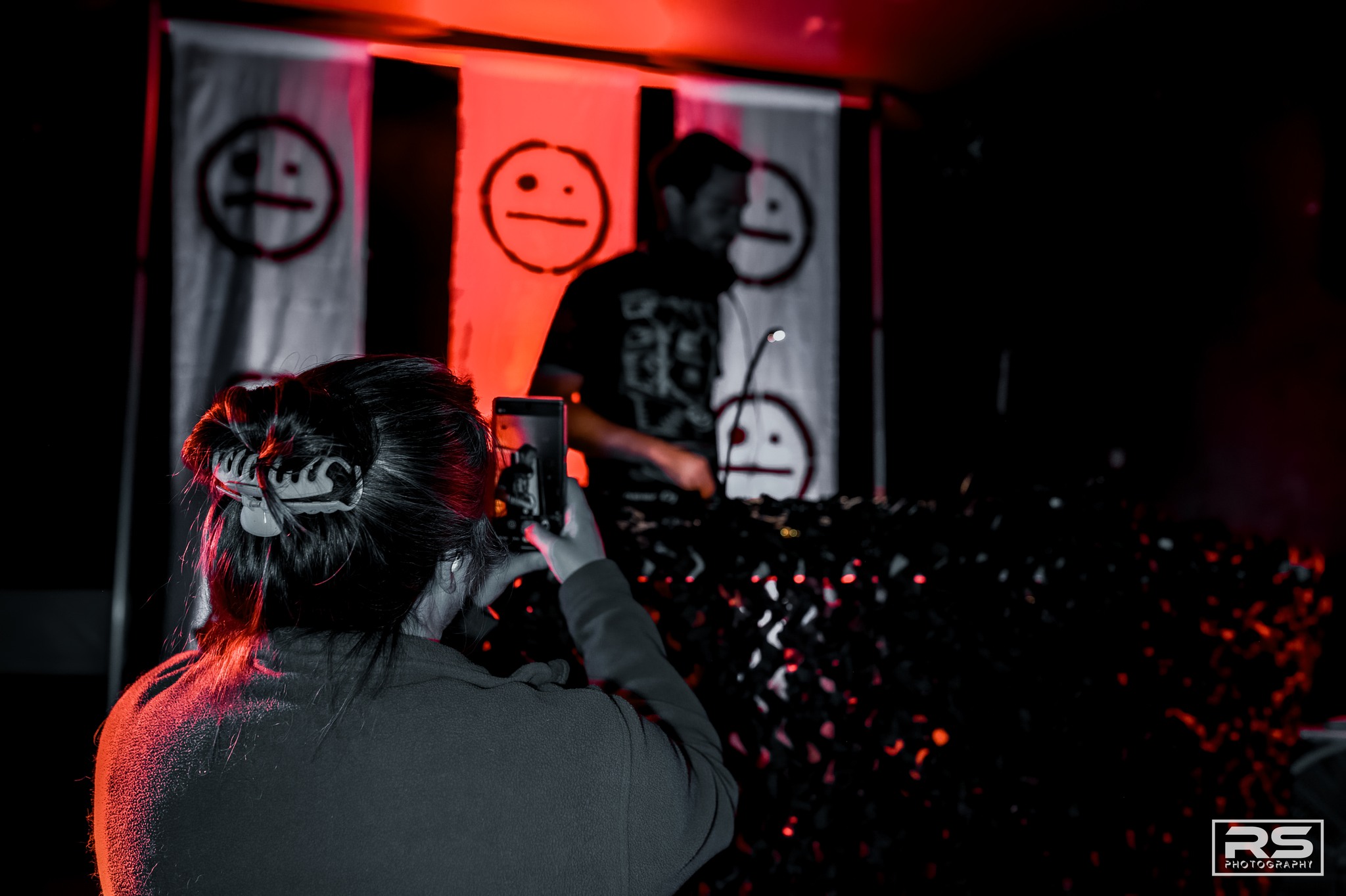 Shagoki performing live at an electronic music event