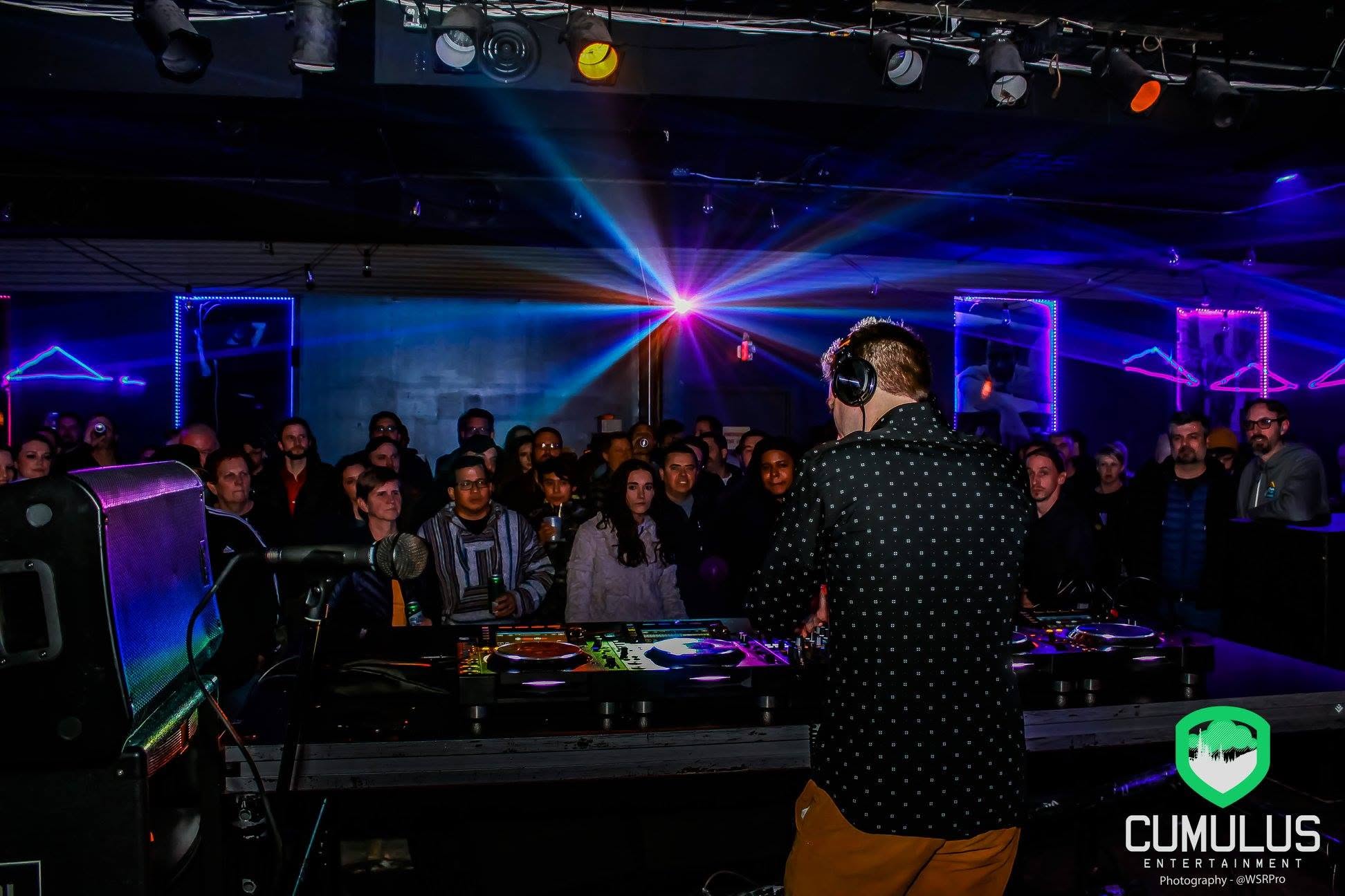 Shagoki performing live at an electronic music event